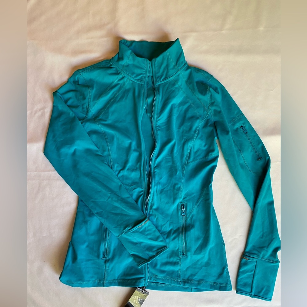 Sporty Teal Athleisure Zip Up